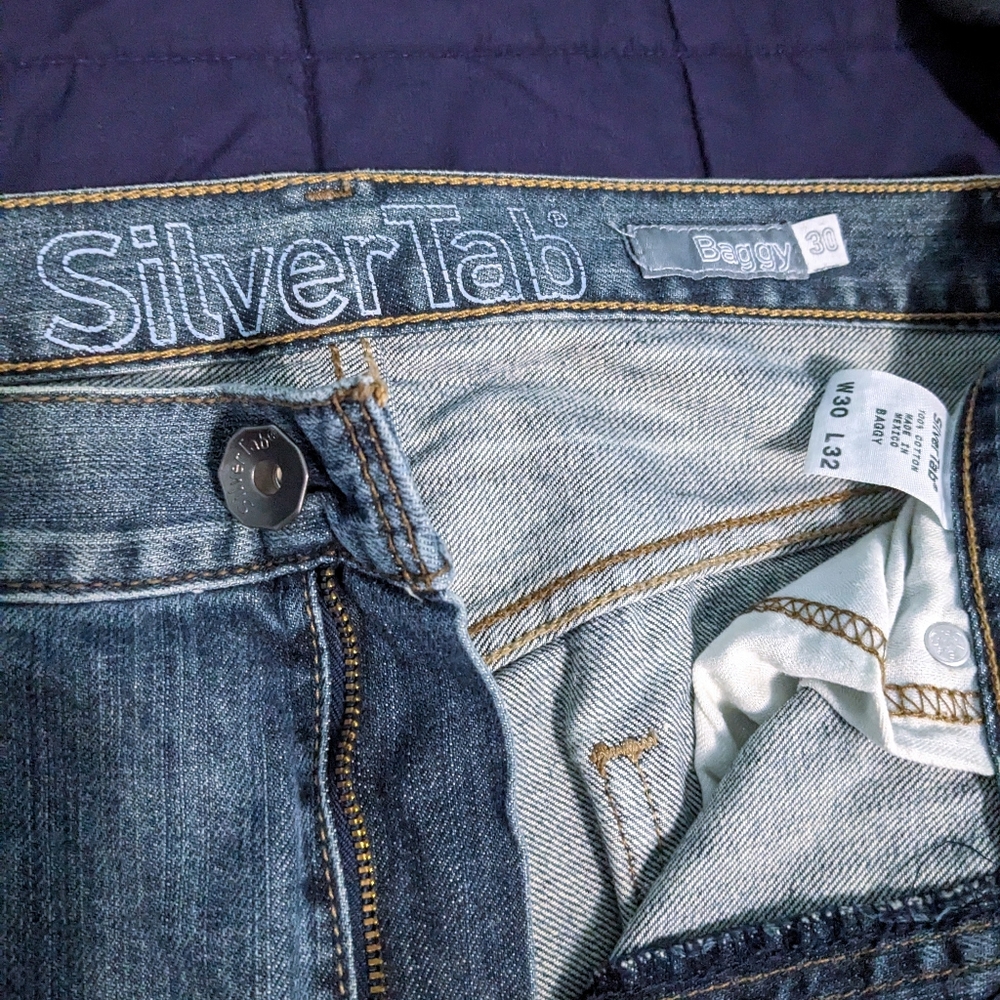 Levi's Silver Tab Baggy Jeans